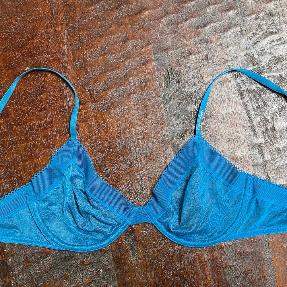 {Calvin Klein} Underwire Bra Sz 36B